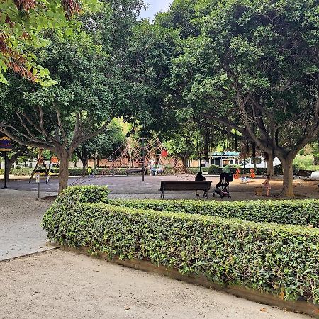 Apartamentos Las Ciencias U فالنسيا المظهر الخارجي الصورة